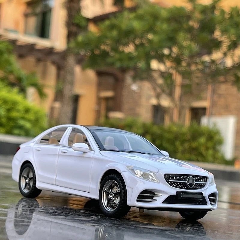 1:32 Mercedes-Benz C260 L C-Class