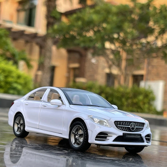 1:32 Mercedes-Benz C260 L C-Class