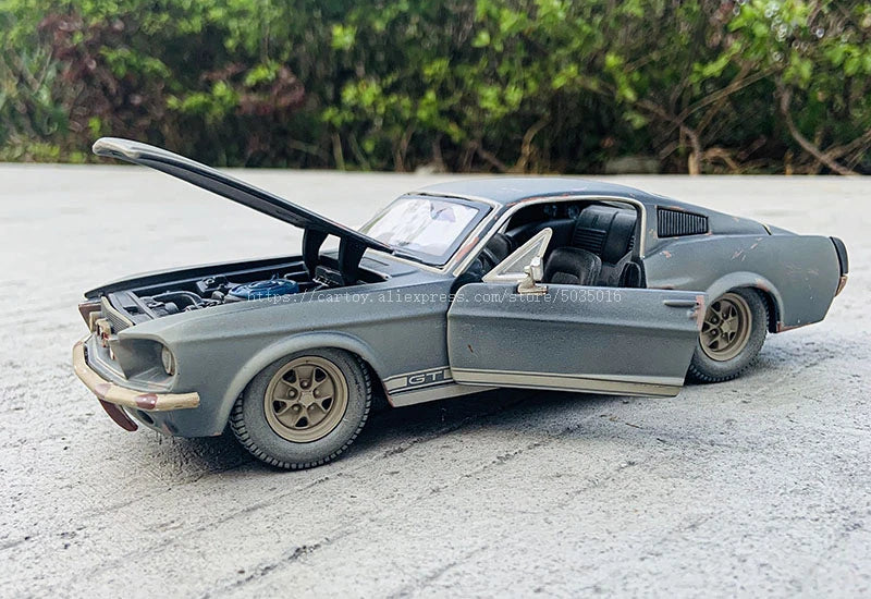 1:24 Old 1967 Ford Mustang GT