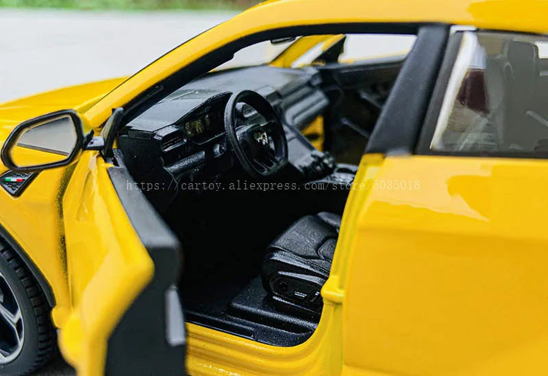 1:24 Lamborghini URUS