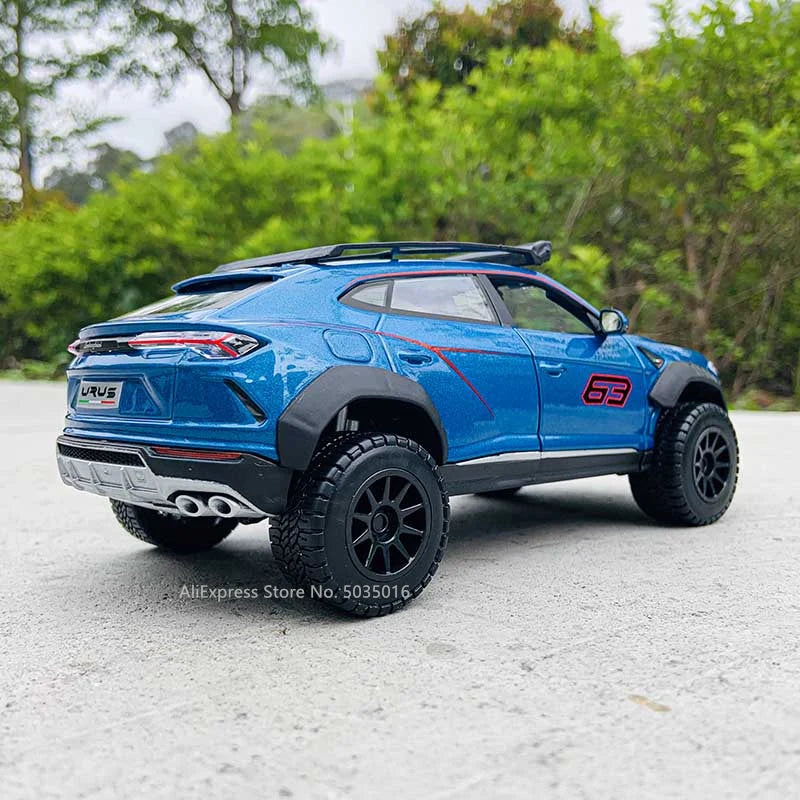 1:24 Lamborghini URUS