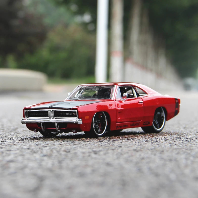 1:25 1969 Dodge Challenger R/T