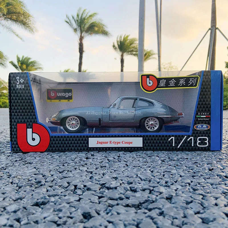 1:18 Jaguar E-type Coupe