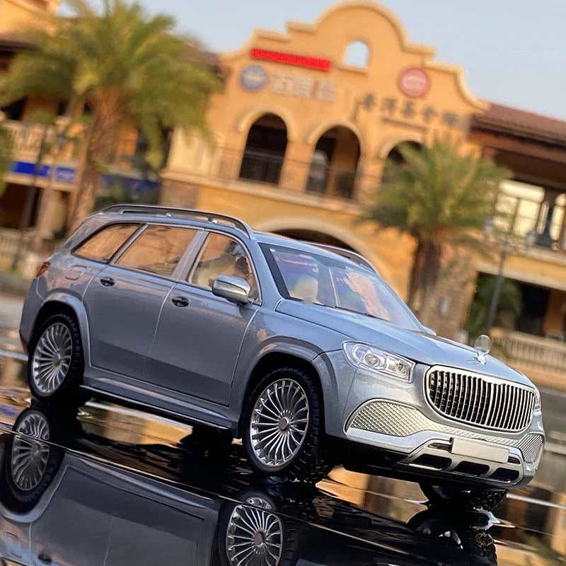 1:24 Mercedes Benz Maybach GLS600