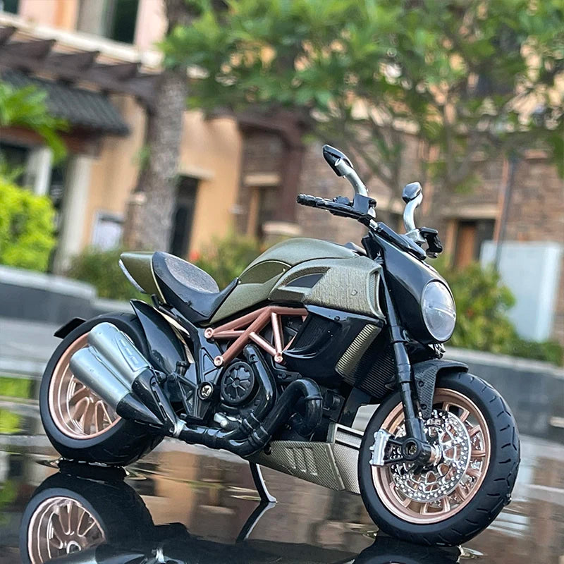 1:12 Ducati Streetfighter