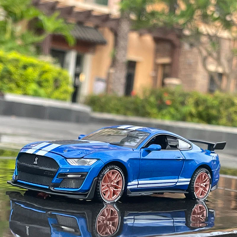 1:32 Ford Mustang Shelby GT500
