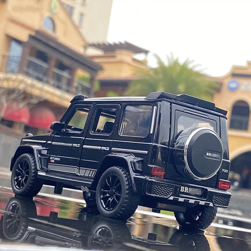 1:32 Mercedes-Benz G700 G65 SUV