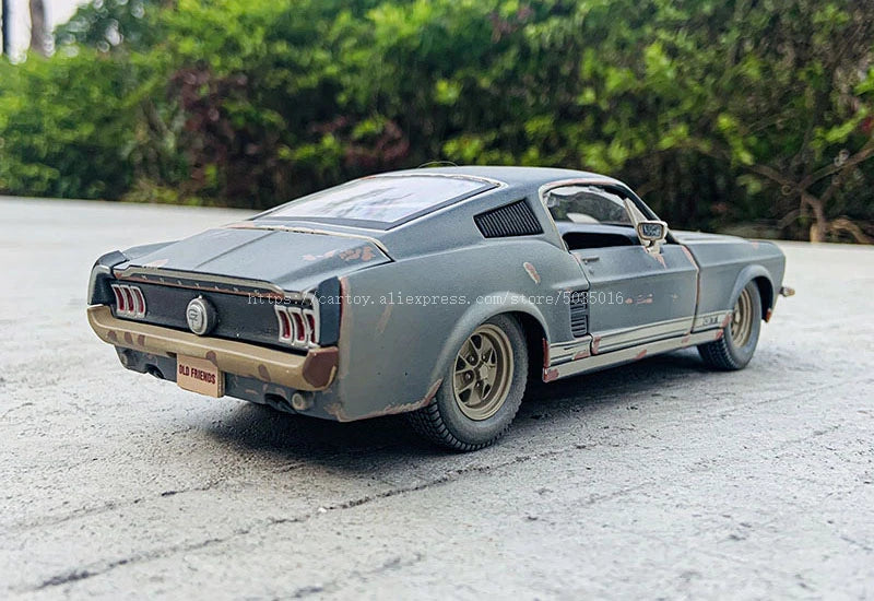 1:24 Old 1967 Ford Mustang GT