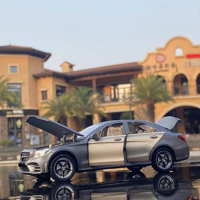 1:32 Mercedes-Benz C260 L C-Class