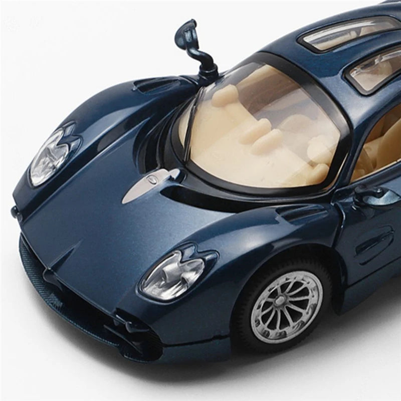 1:32 Pagani Utopia