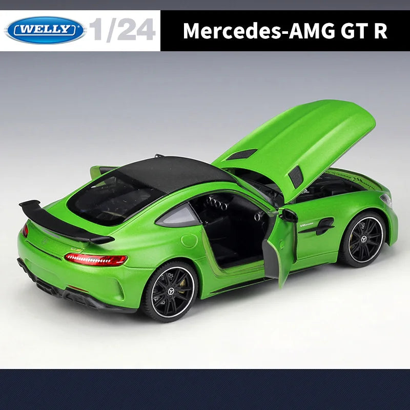 1:24 Mercedes Benz AMG GTR