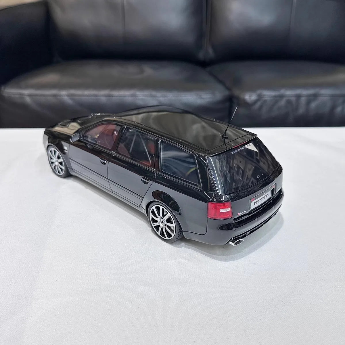 1:18 AUDI RS6 2004