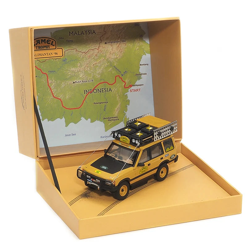 1:43 Land Rover Discovery original five-door version Camel Cup 1996