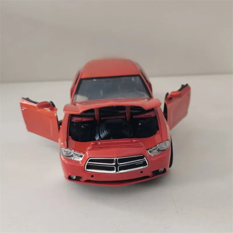 1:24 2011 Dodge Challenger R/T