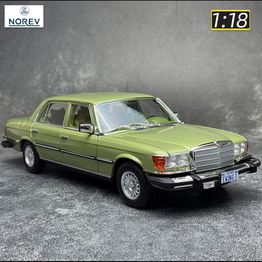 1:18 Mercedes-Benz 450SEL