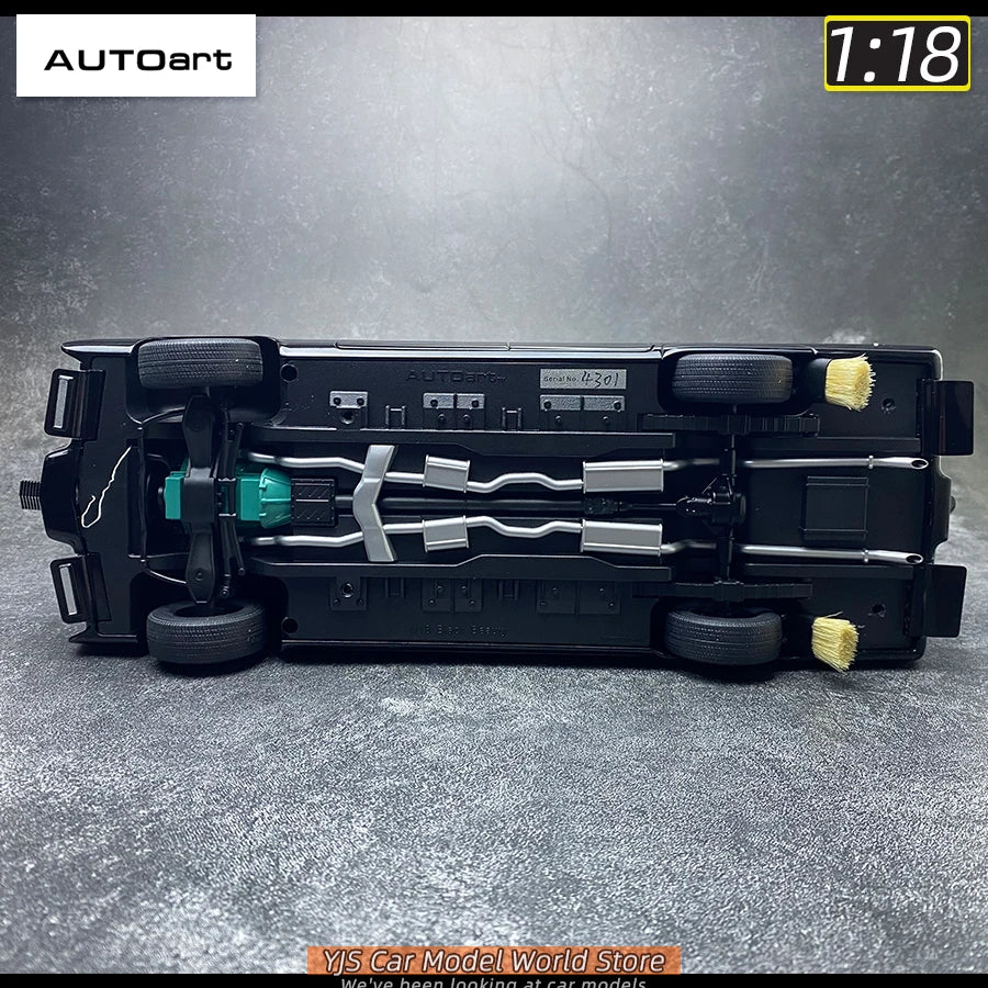 1:18 BLACK BEAUTY - GREEN HORNET