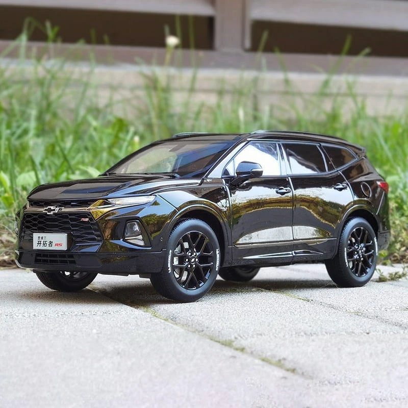 1:18 Chevrolet Blazer