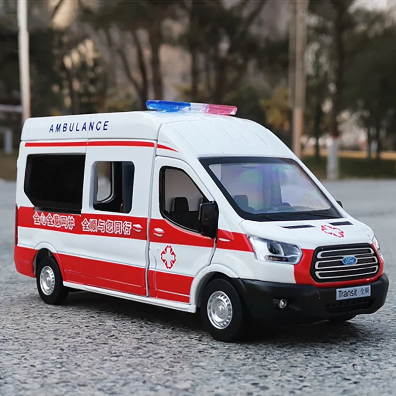 1:35 Ford Transit Ambulance