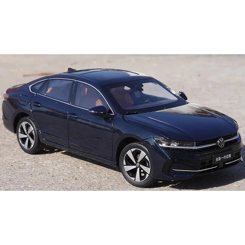 1:18 Volkswagen Magotan B9 2024