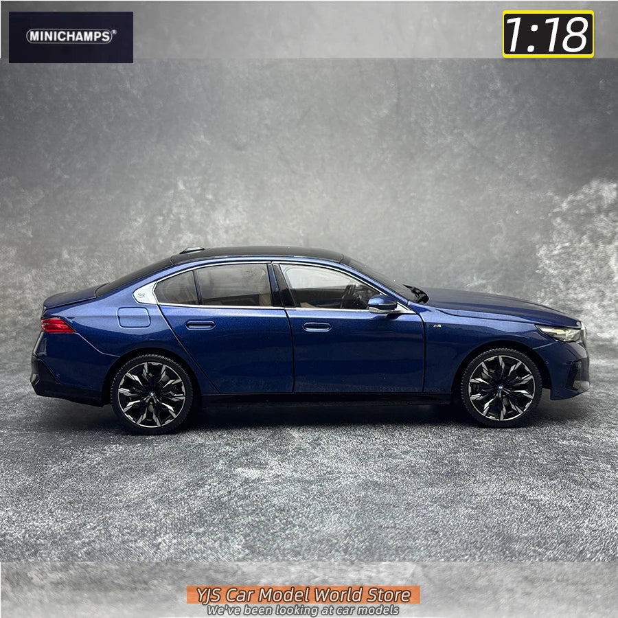 1:18 BMW i5 2023