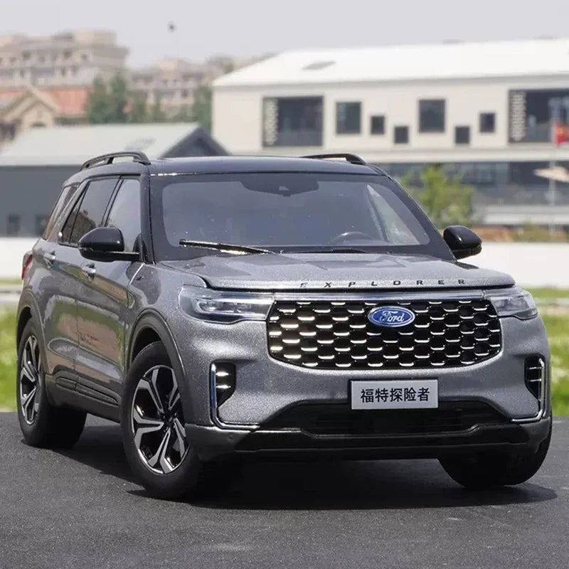 1:18 FORD EXPLORER 2023