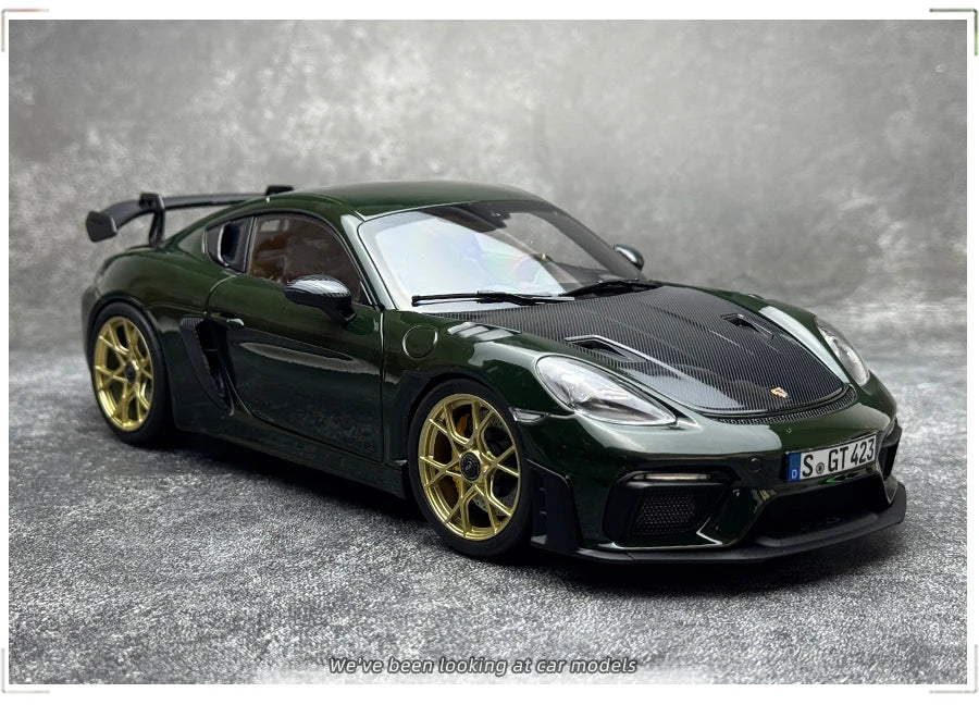 1/18 Porsche 718 Cayman GT4 RS Weissach Pack 2023