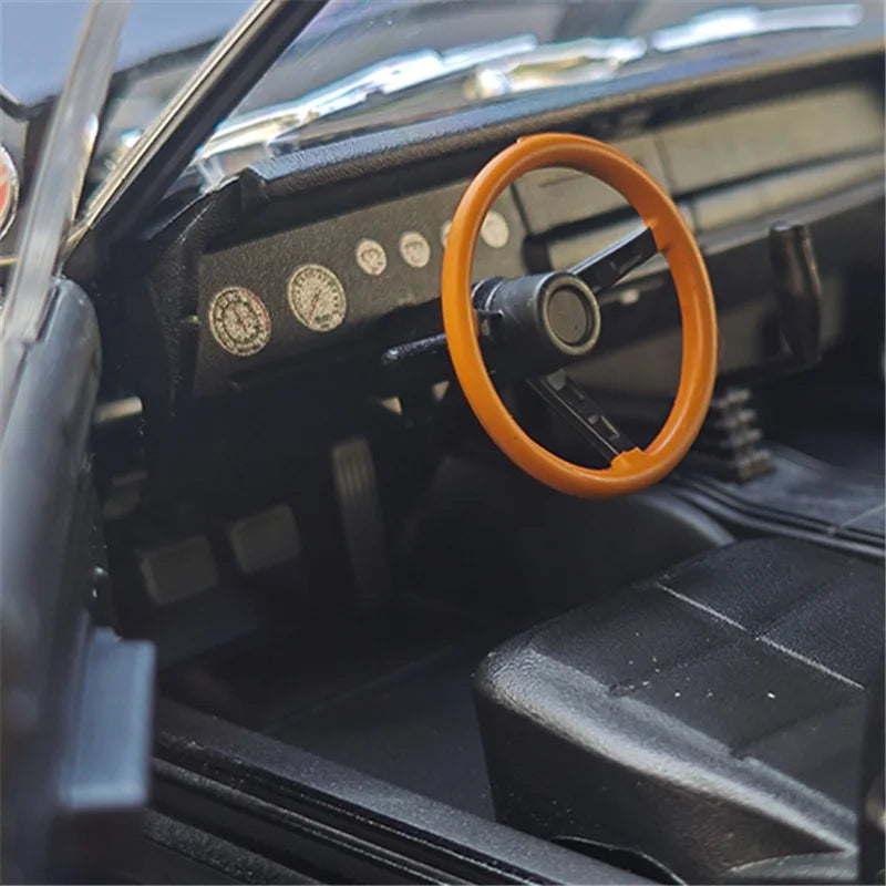 1:18 1969 Dodge Challenger R/T