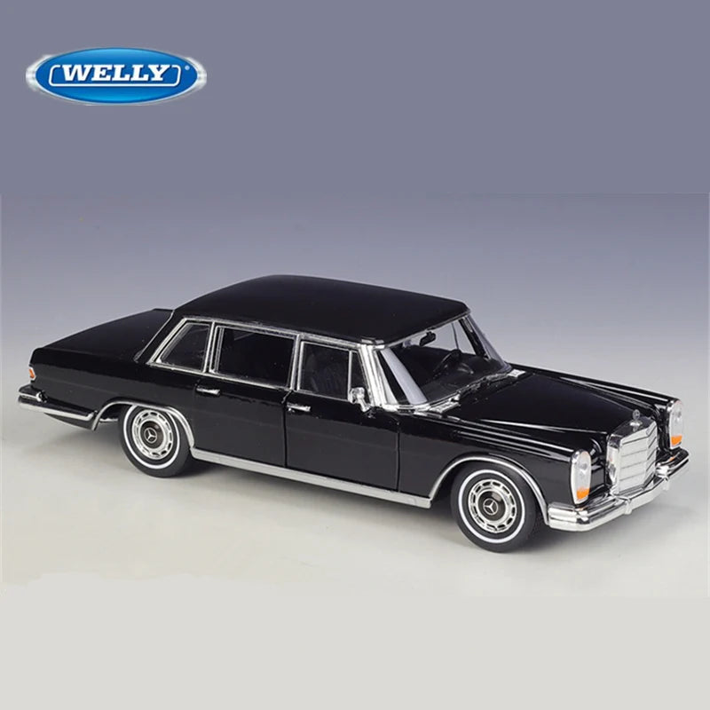 1:24 Mercedes-Benz 600