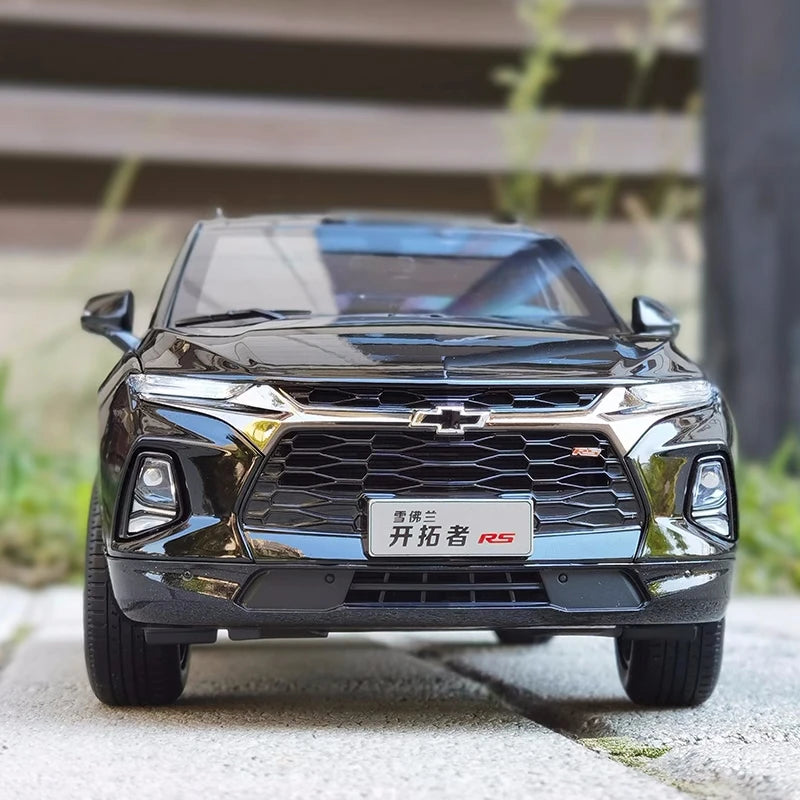 1:18 GM Chevrolet Blazer Trailblazer RS