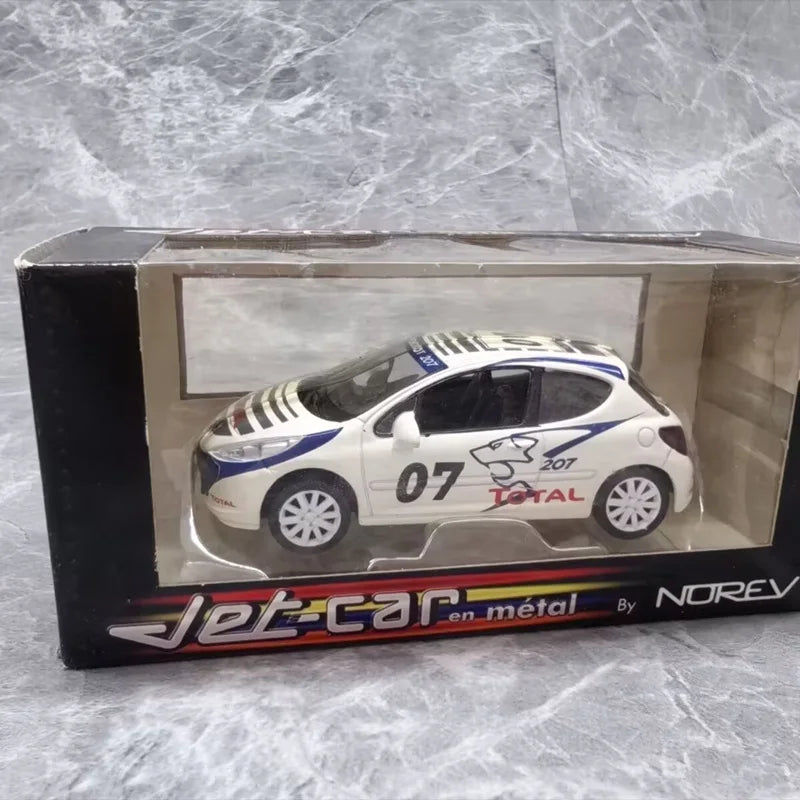 1:18 Peugeot 207