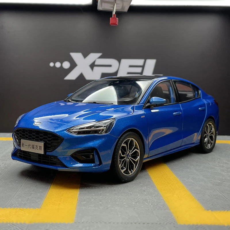 1:18 Ford Focus