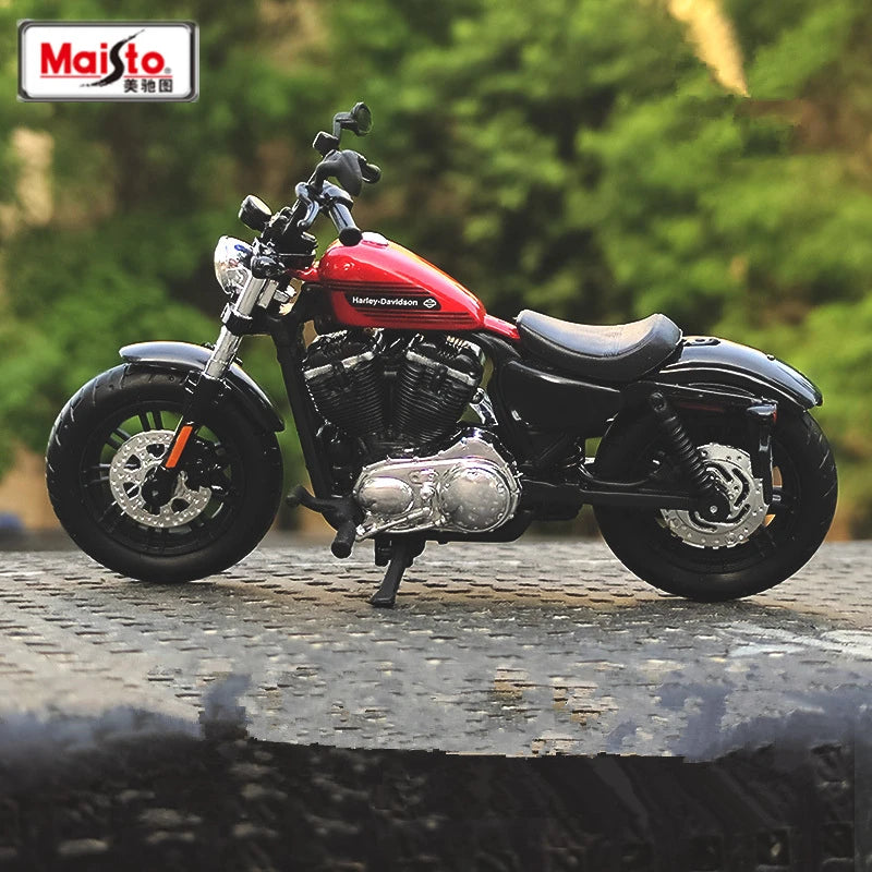 1:18 Harley Forty-Eight Special