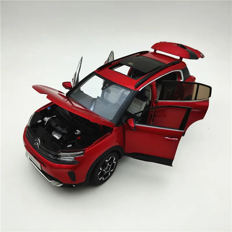 1:18 Citroen C5 BEYOND