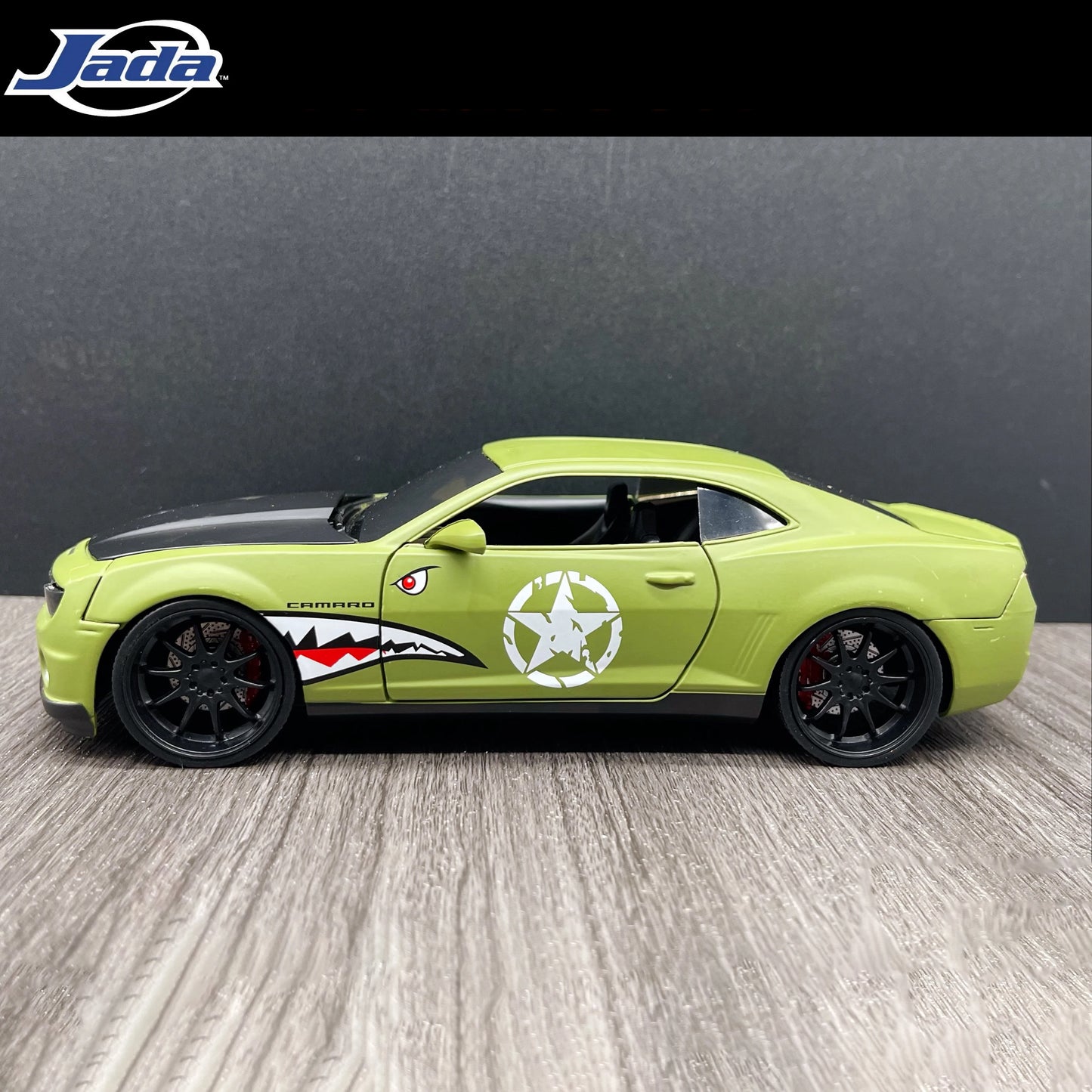 1:24 Chevrolet Camaro Shark