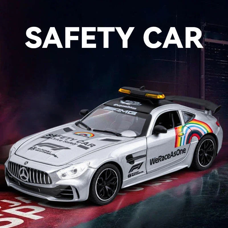 1:24 Mercedes-Benz GTR