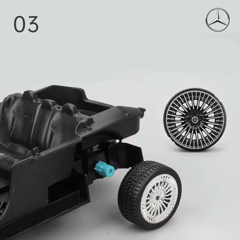 1:24 Mercedes-Benz EQS (Assembly Version)