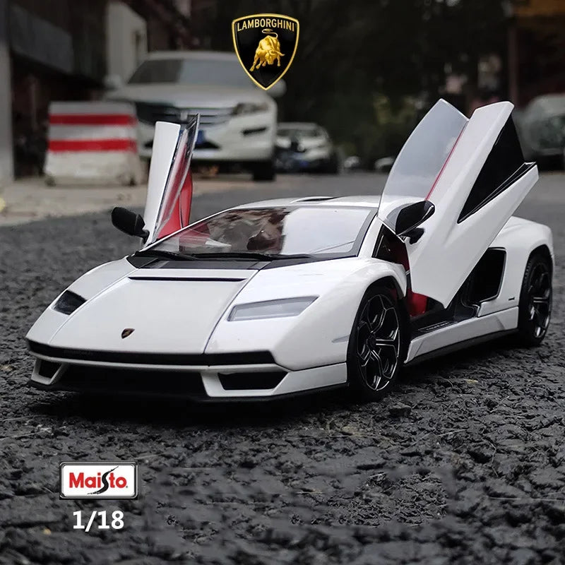 1:18 Lamborghini Countach LPI 800-4
