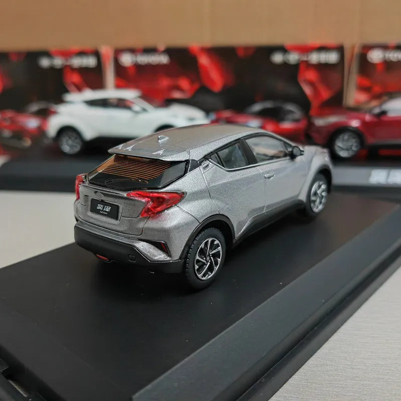 1:43 Toyota IZOA