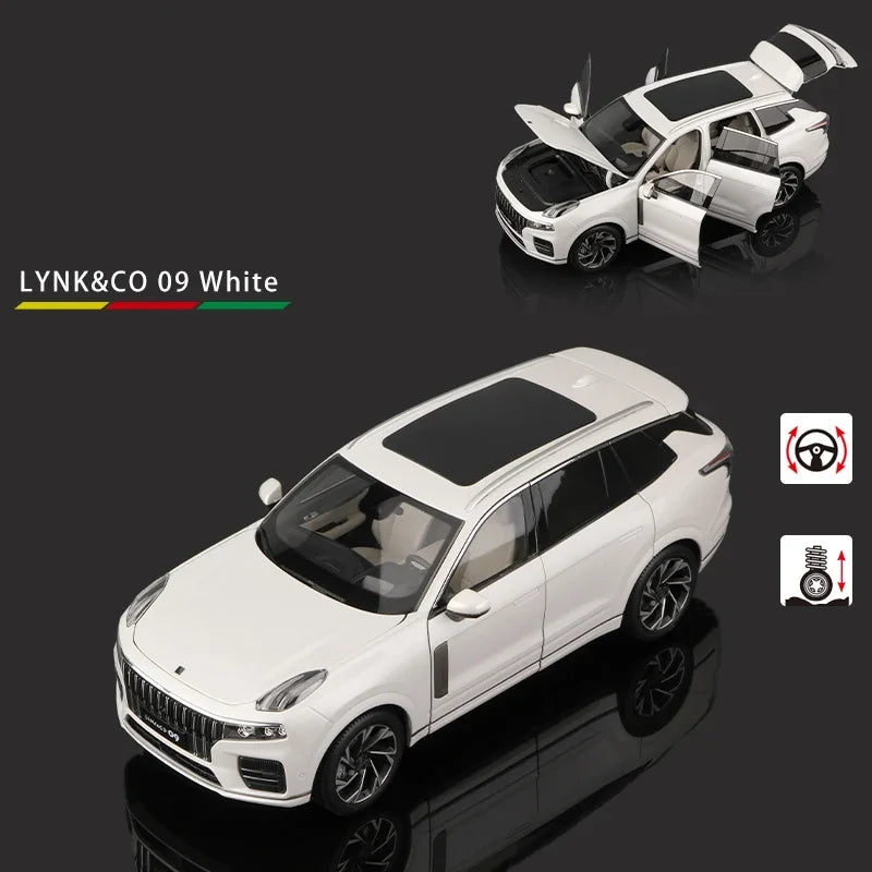 1:18 LYNK&CO 09 Purple/White