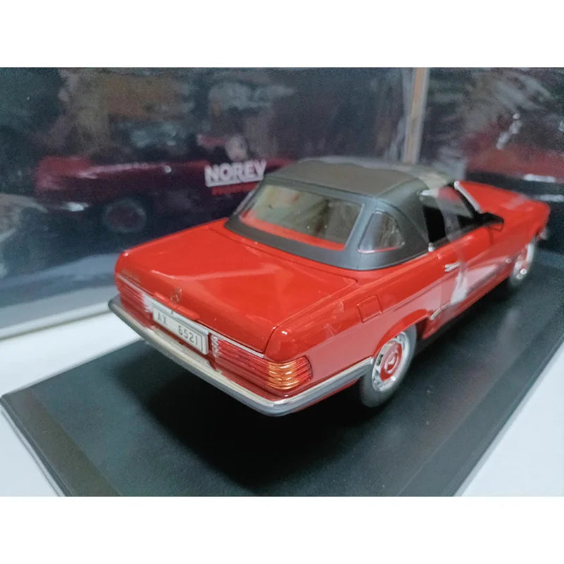 1:18 Mercedes-Benz 350SL R107 1986
