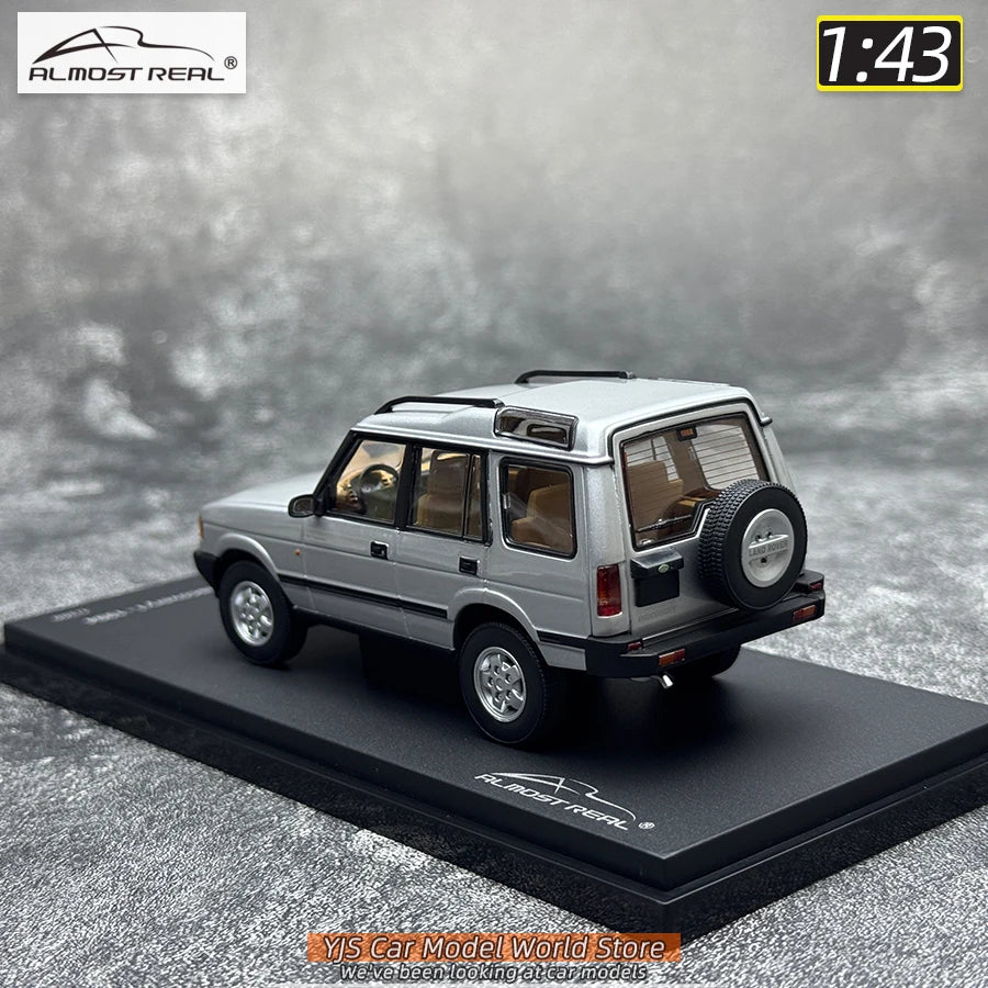 1:43 1970 Land Rover Discovery