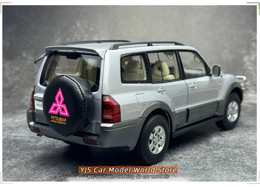 1:18 Mitsubishi Pajero V73
