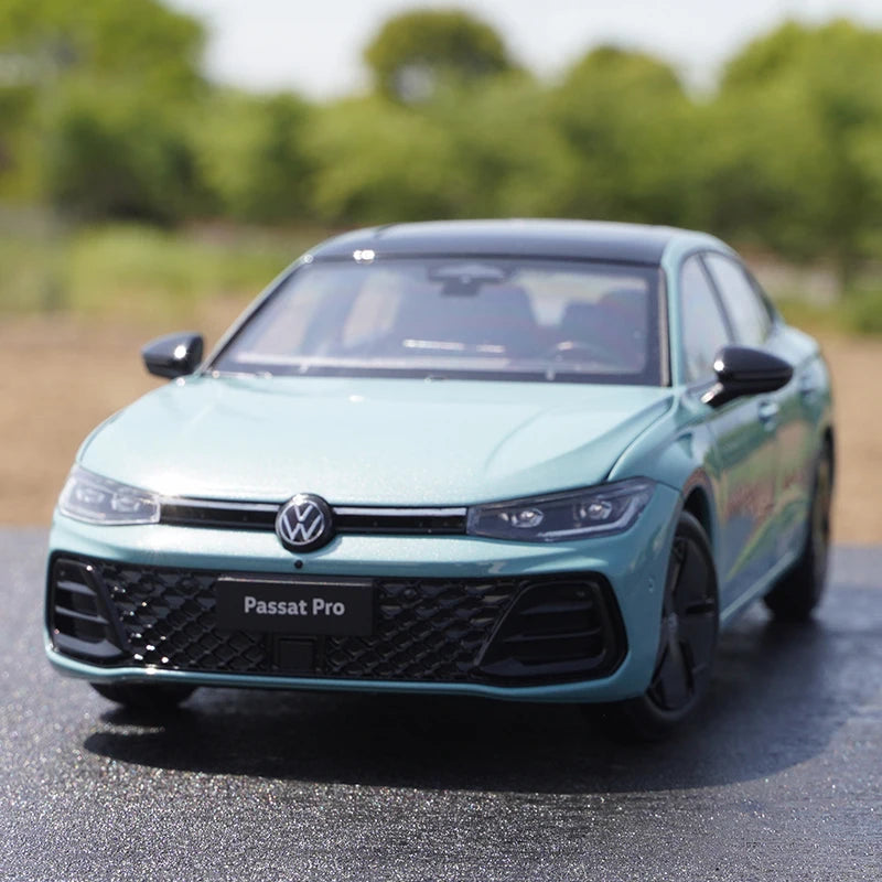 1:18 Volkswagen PASSAT Pro 2024