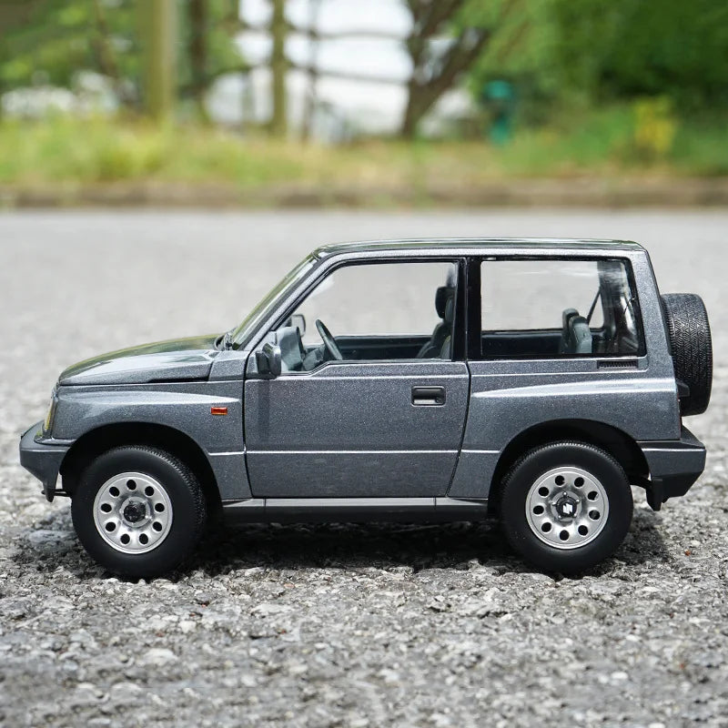 1:18 SUZUKI Vitara Escudo