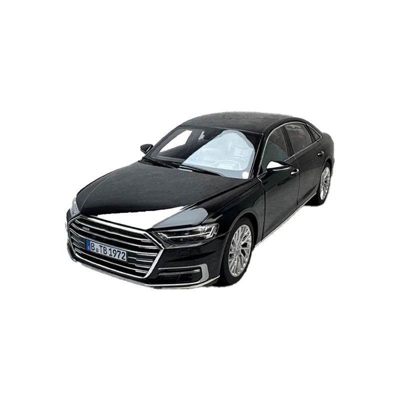1:18 Audi A8L 2017