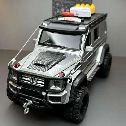 1:22 Mercedes-Benz G550