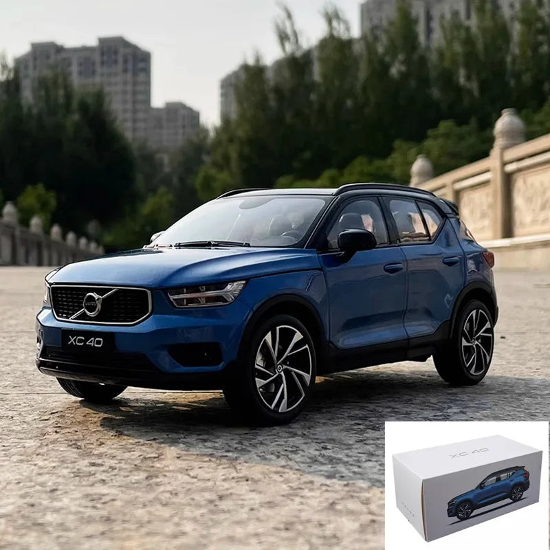 1:18 Volvo XC40