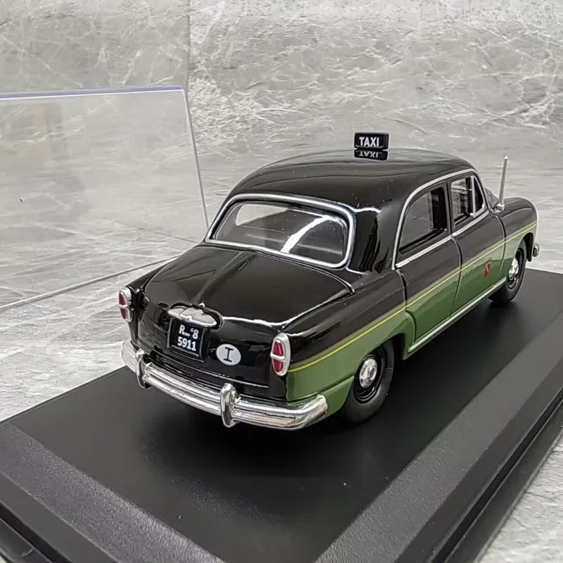 1:43 Fiat 1400 Roma 1955