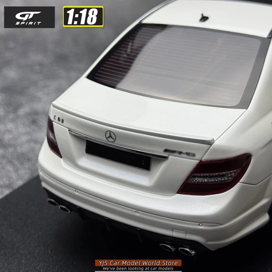 1:18 Mercedes-Benz C63 DIAMOND 2007