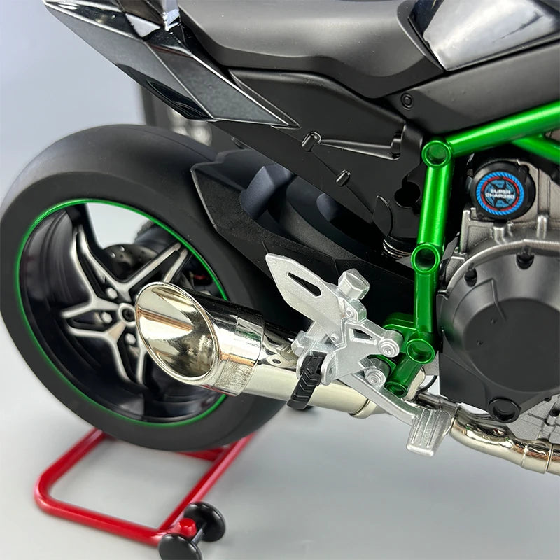 1:6 Kawasaki Ninja H2R Spray